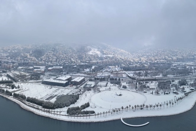 Kocaeli beyaz örtü ile kaplandı! Manzaralar ölümsüzleştirildi! 