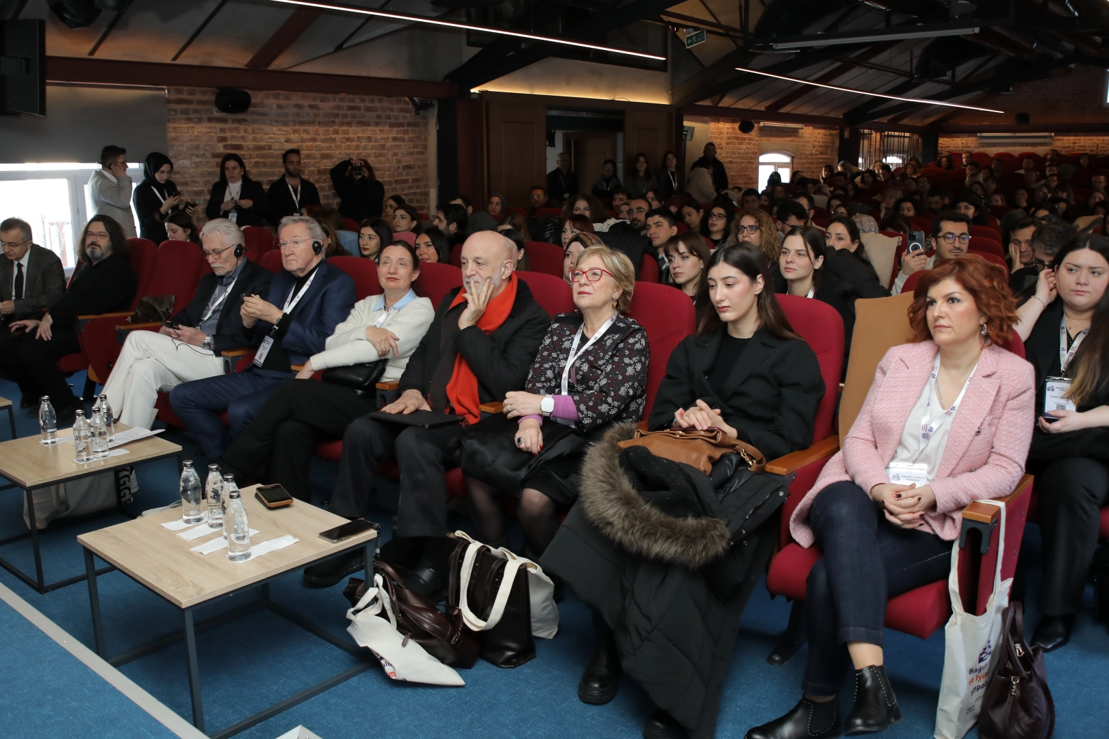 Tüm dünyanın ortak sorunu: Bağımlılık! 