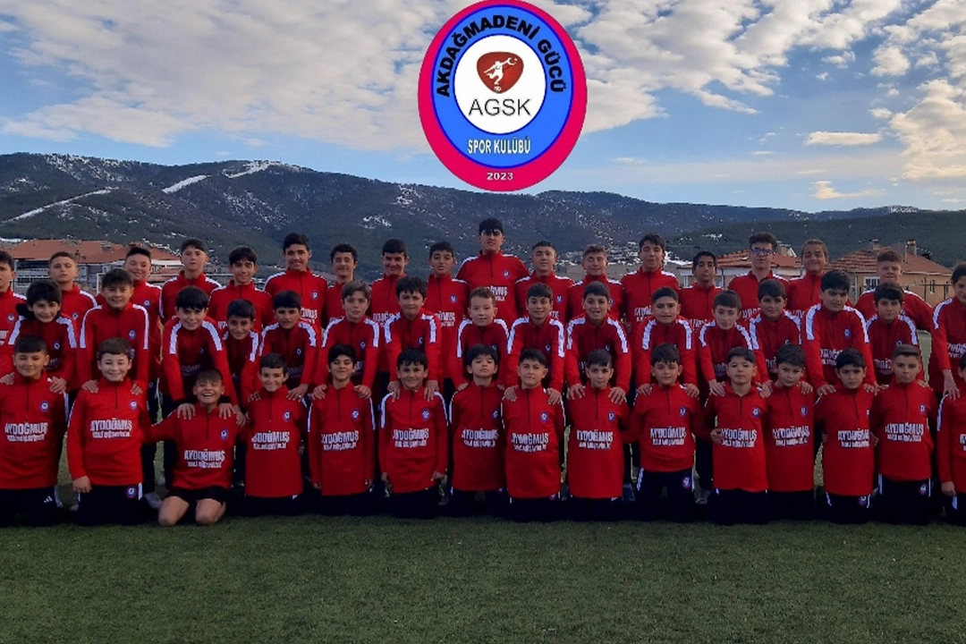 Genç futbolcular Fair-Play ruhu ile sahalarda 