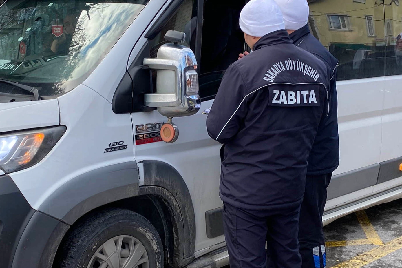 Sakarya'da öğrencilerin güvenliği için sahada tek tek denetim yaptılar 