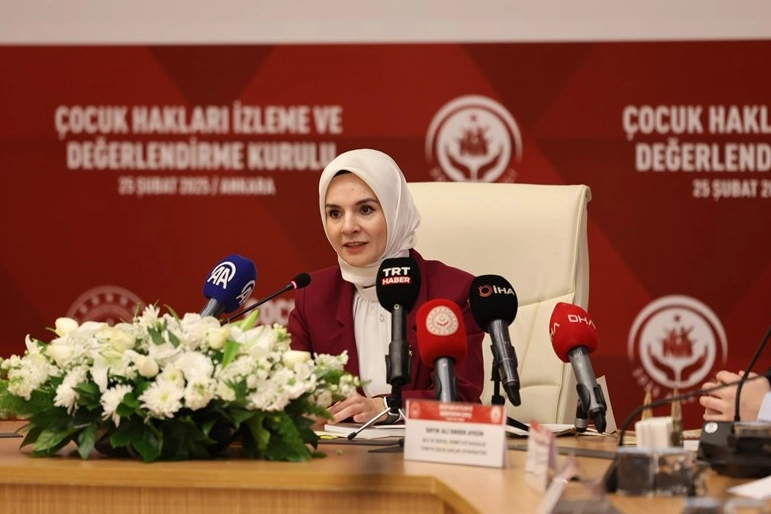 Bakan Göktaş: Dijital bağımlılıkta kademeli düzenleme önereceğiz 