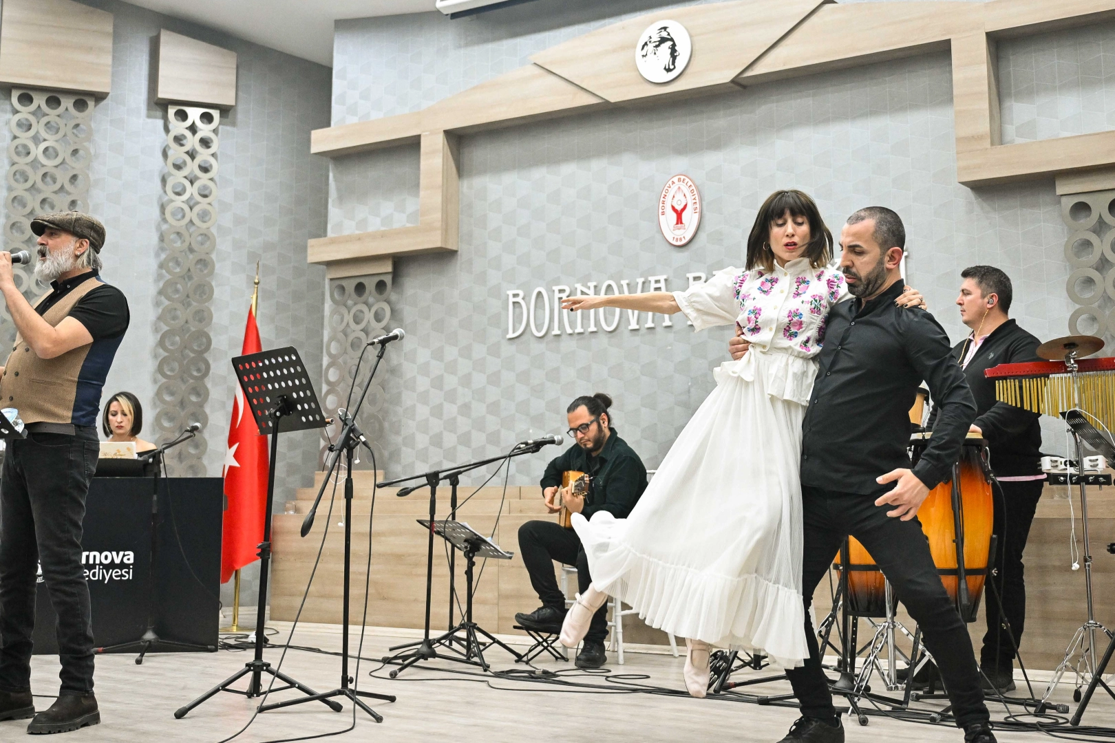 İzmir Bornova’da iki efsane için unutulmaz gece 