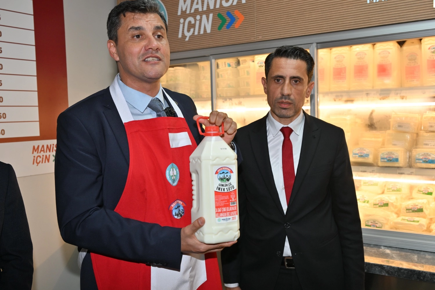 Manisa'da yerel süt üreticilerine destek protokolü imzalandı 