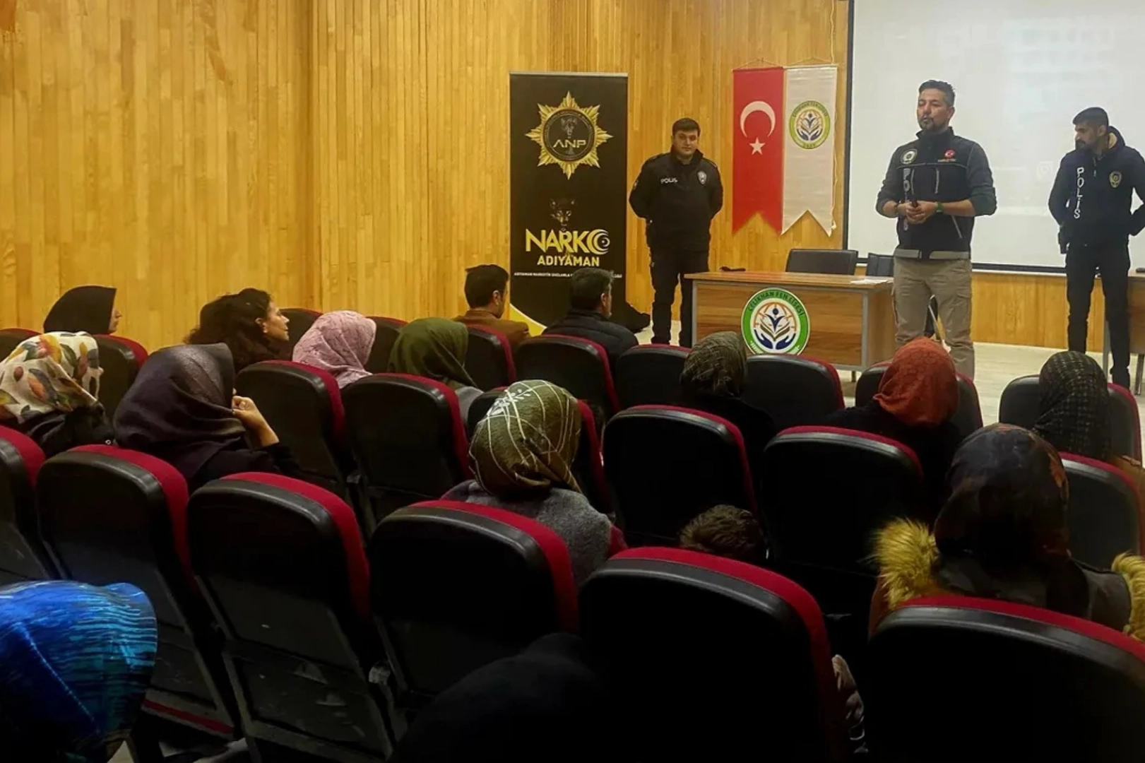 Adıyaman’da annelere özel eğitim! 