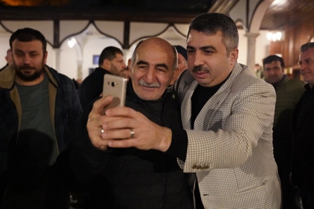 Bursa Yıldırım'da ilk teravih Emirsultan'da 