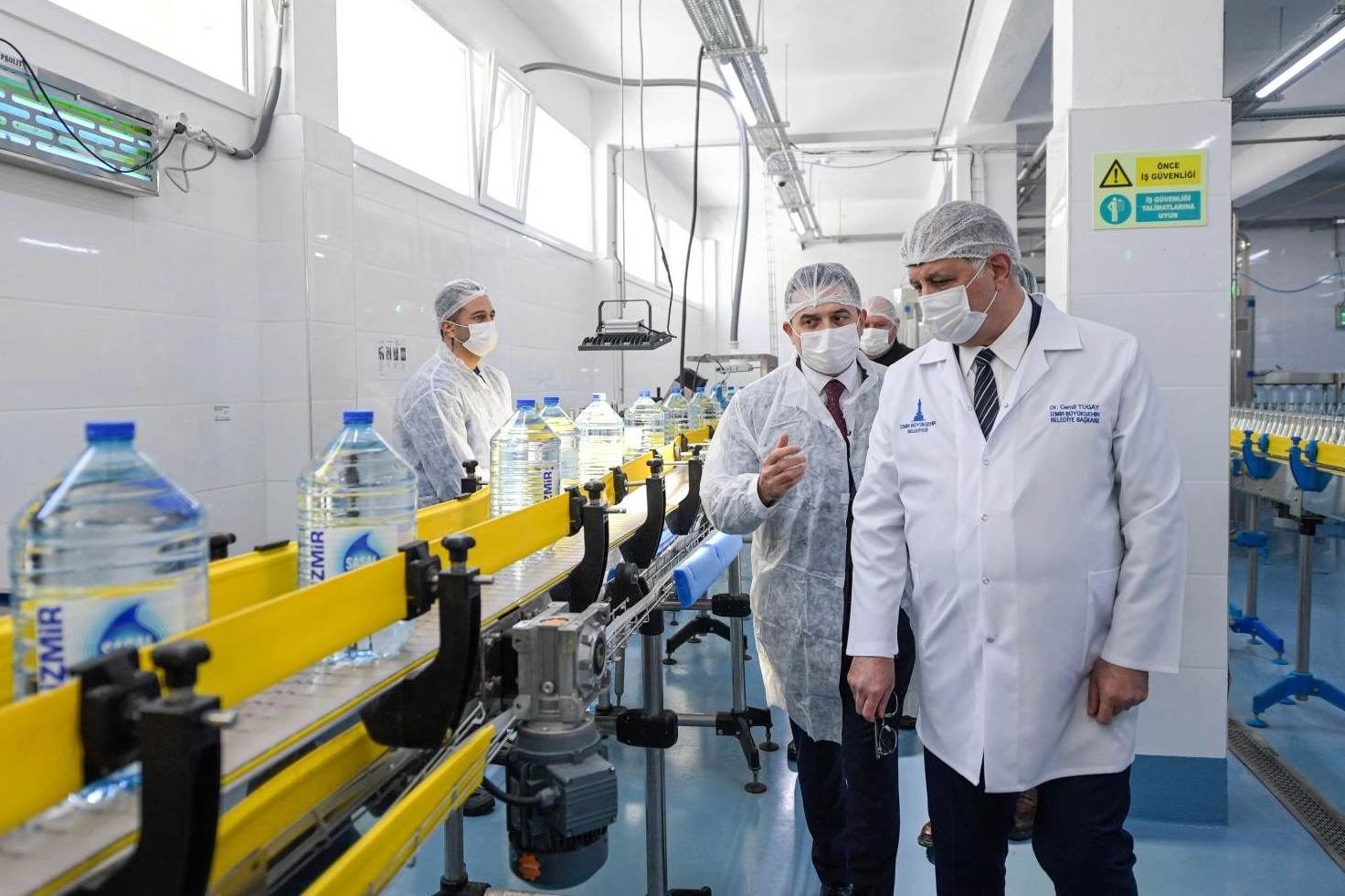 Başkan Tugay’dan İzmir Şaşal Su Fabrikası’na ziyaret! 