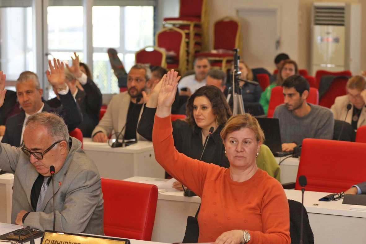 İzmir'de Güzelbahçe’ye GÜZBEL market geliyor! 
