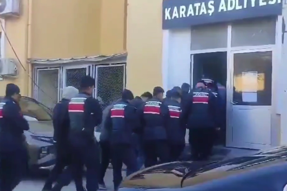 Adana'da 'Hücre-16'da 17 gözaltı! 