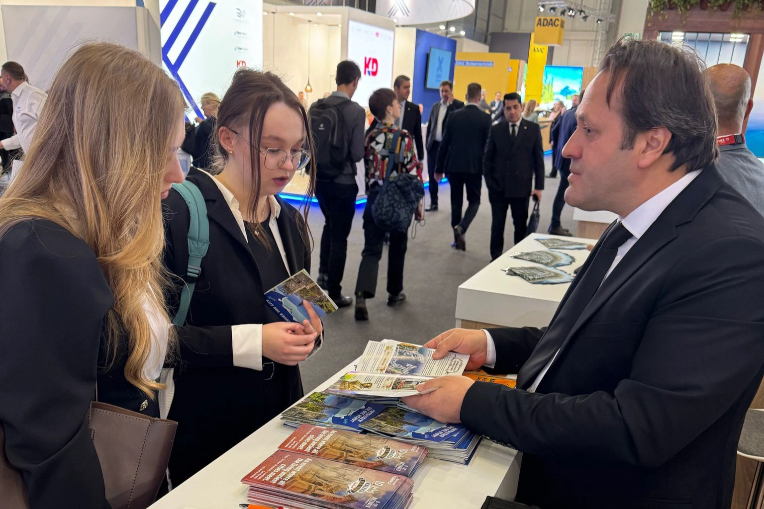 Antalya’nın yeni turizm rotası ‘Şehri Keşfet’ Berlin’de 