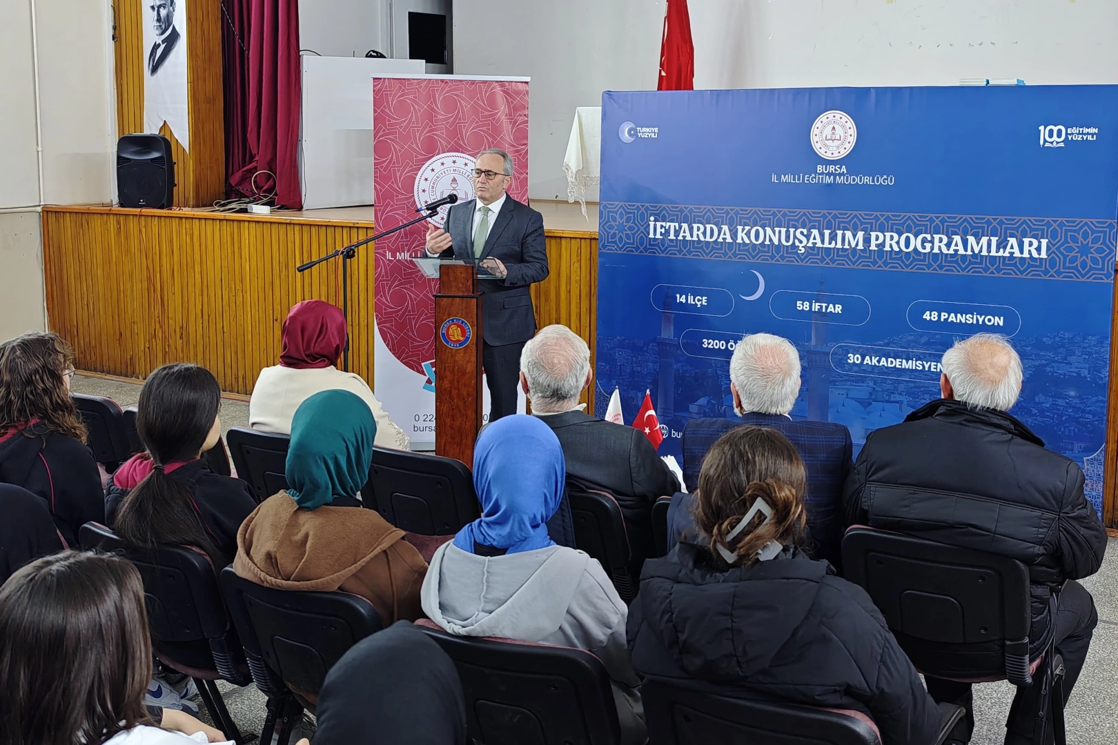 Bursa Milli Eğitim'den ilk buluşma Kız Lisesi'nde gerçekleşti 