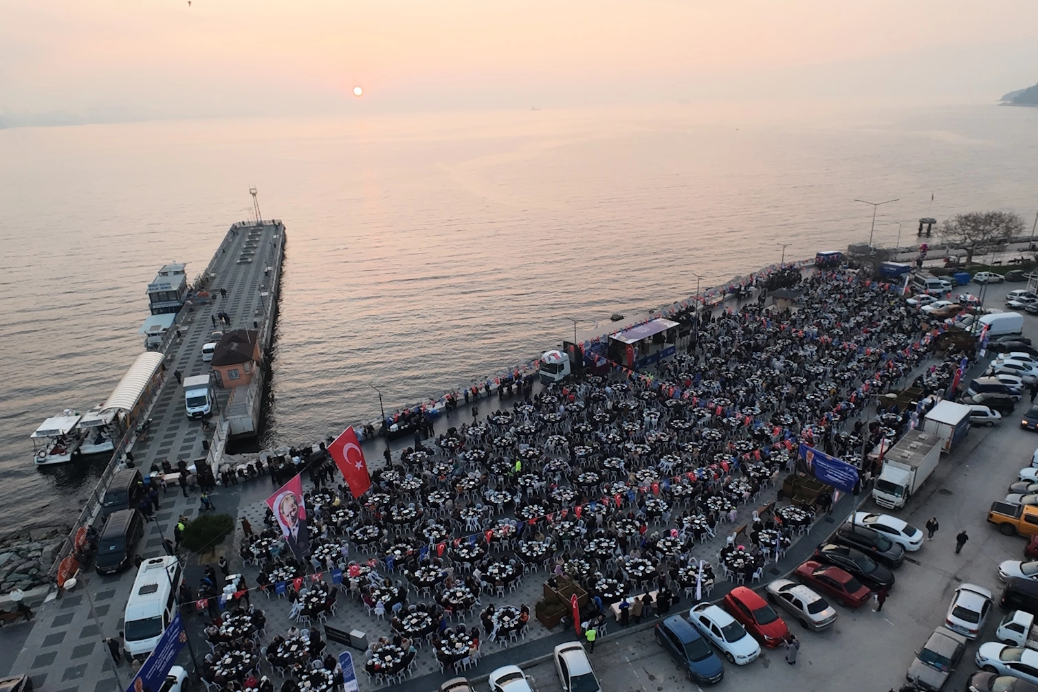 Bursa Büyükşehir’den Gemlik’te 3000 kişilik iftar sofrası 