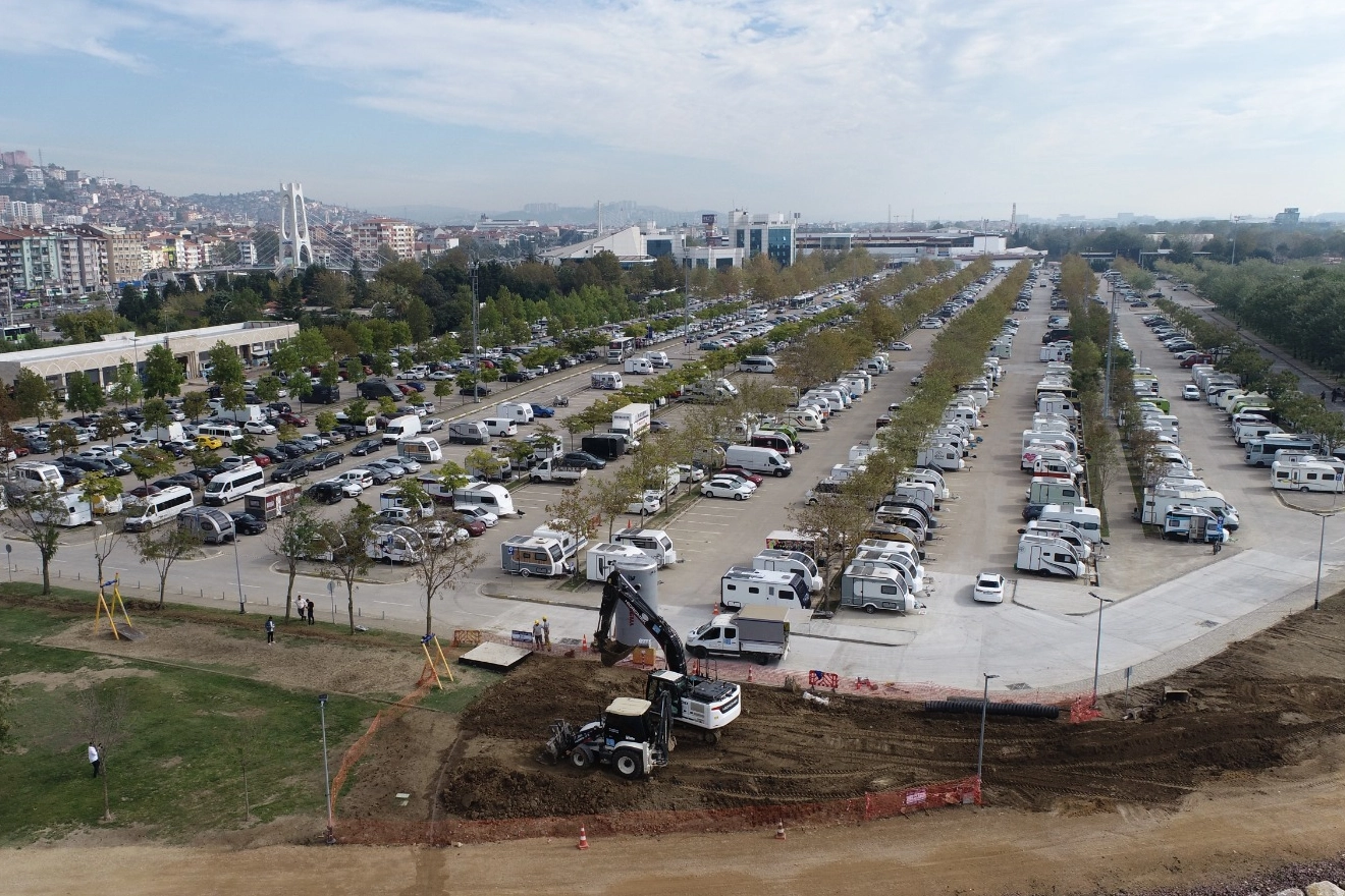 Kocaeli Büyükşehir İzmit'te altyapı yatırımlarını sürdürüyor 