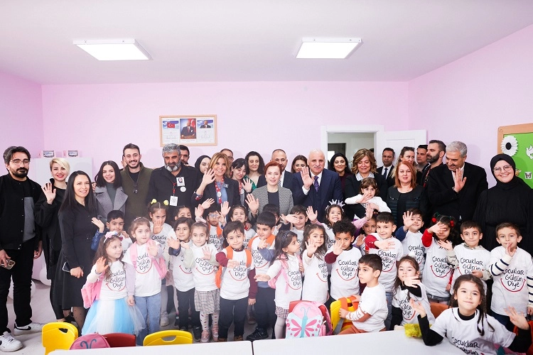 Gülben Ergen sözünü tuttu 