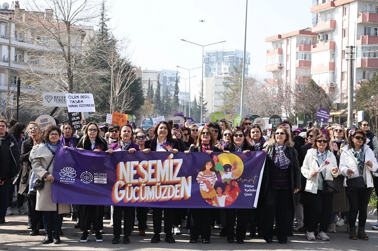 Bursa Nilüferli kadınlar, 8 Mart’ta adalet ve eşitlik için yürüdü 