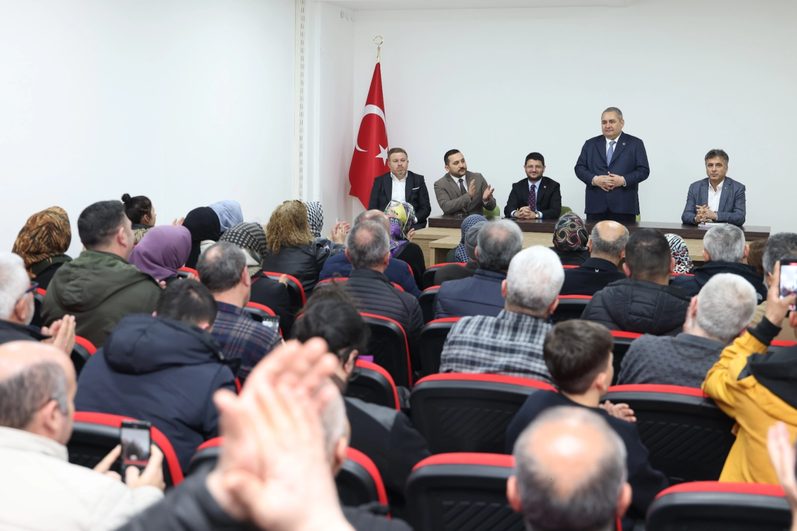 Ankara Keçiören'de heyelan mağdurlarına kira desteği 