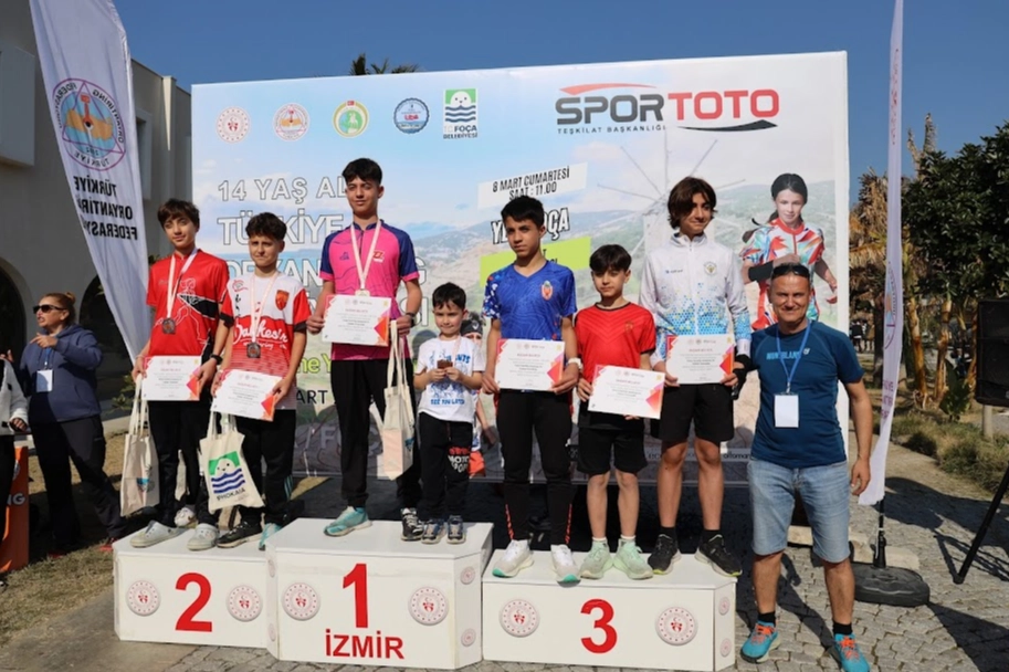 Bostanlıspor Oryantiring U14’de Türkiye Şampiyonu oldu 