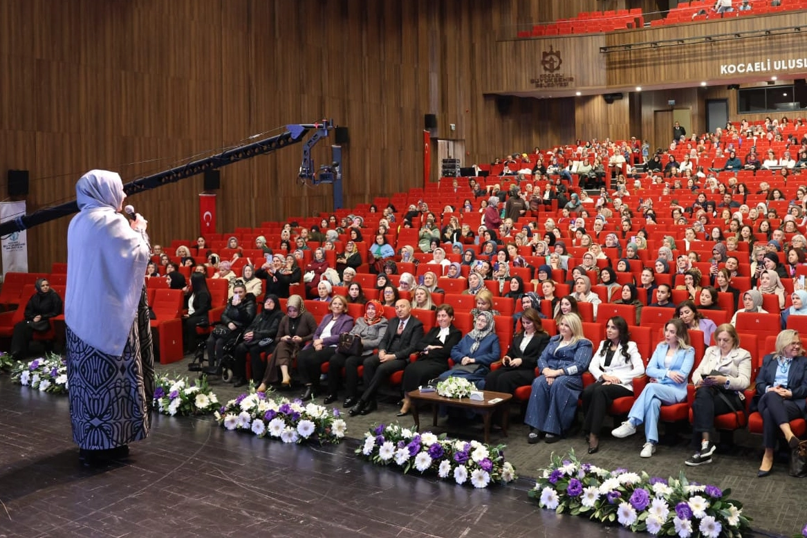 Kocaeli'de Mutlu Kadın, Güçlü Aile Buluşması 