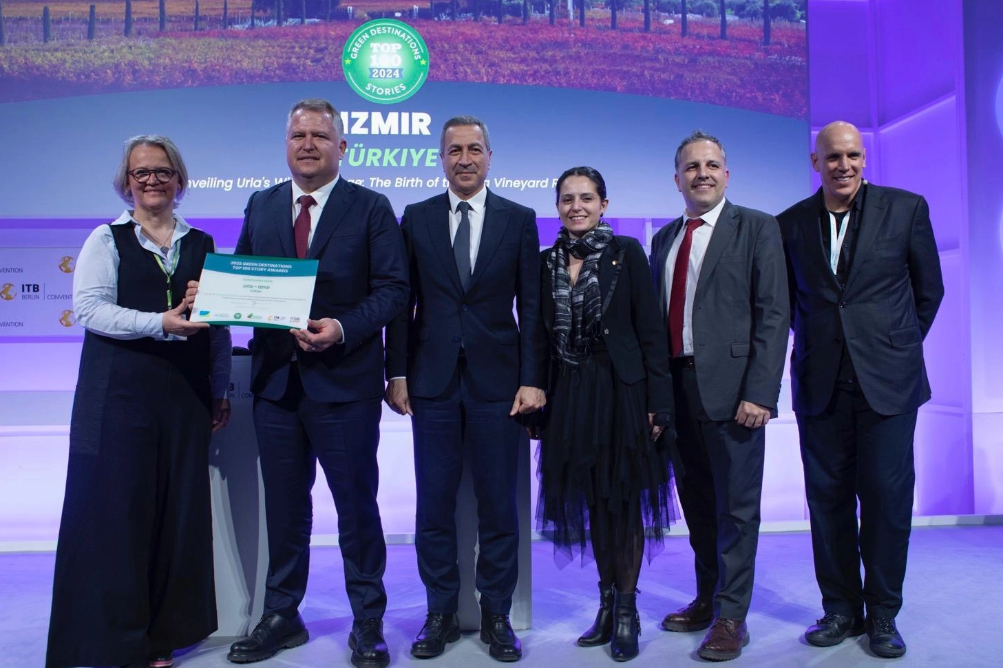 İzmir Urla Bağ Yolu'na 'Halkın Seçimi' ödülü 