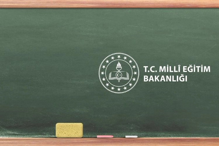 MEB'den müfredat dışı eğitim ve tahta renkleri ile ilgili açıklama 