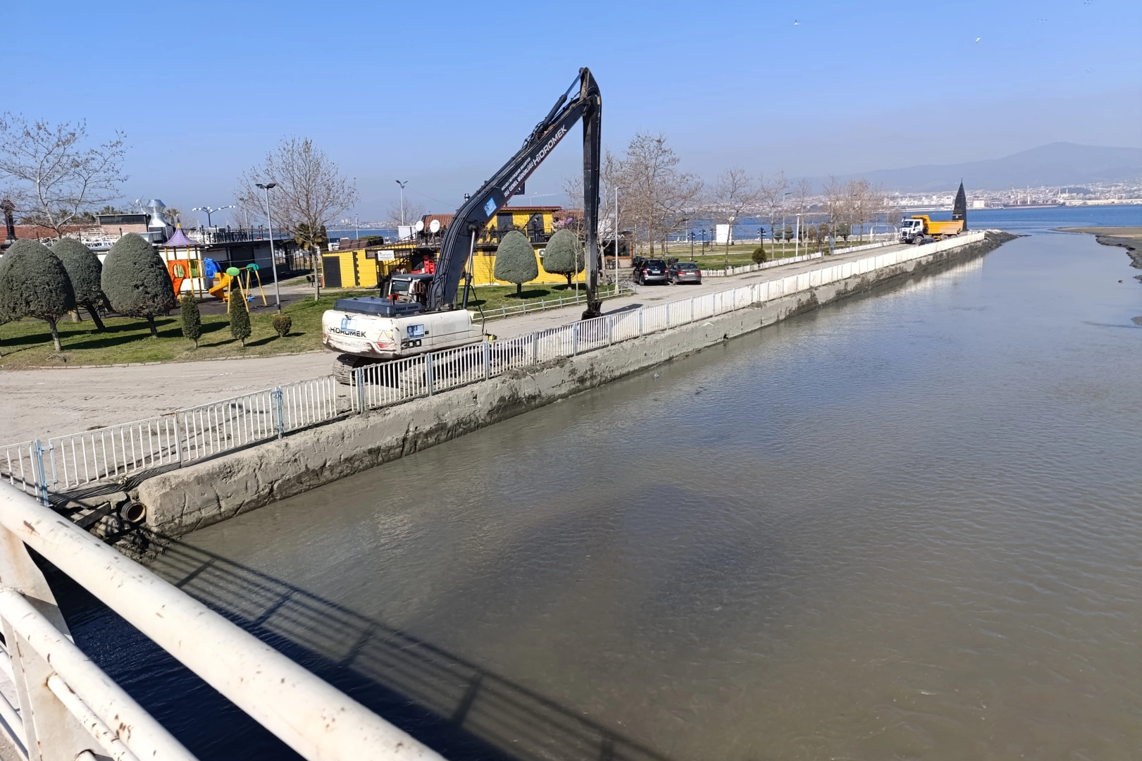 Kocaeli'de 525 Bin 300 metre dere temizlendi 
