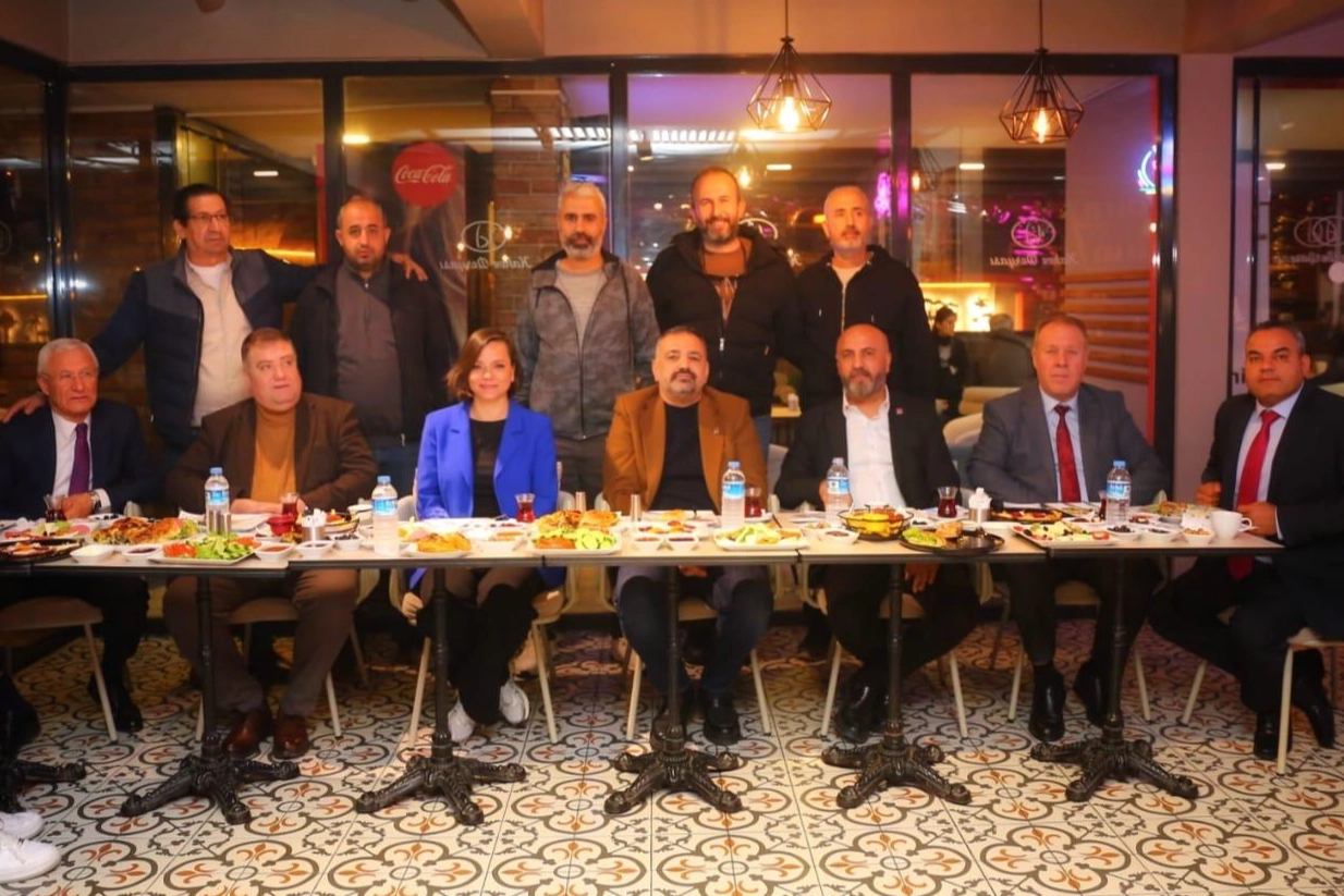 Başkan Kınay, taksicilerle sahurda buluştu 