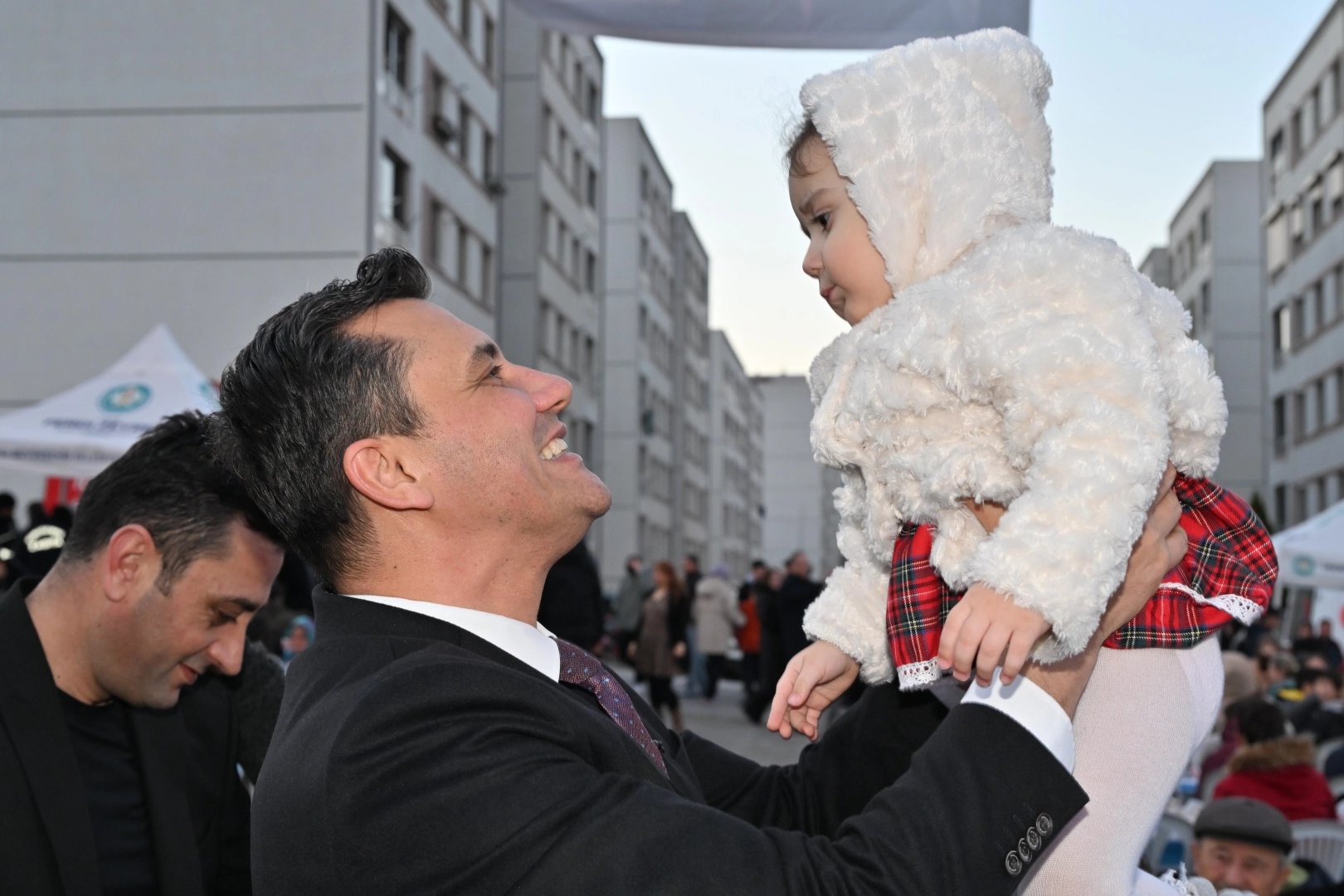 Başkan Zeyrek, Manisa Akgedik'te ! 
