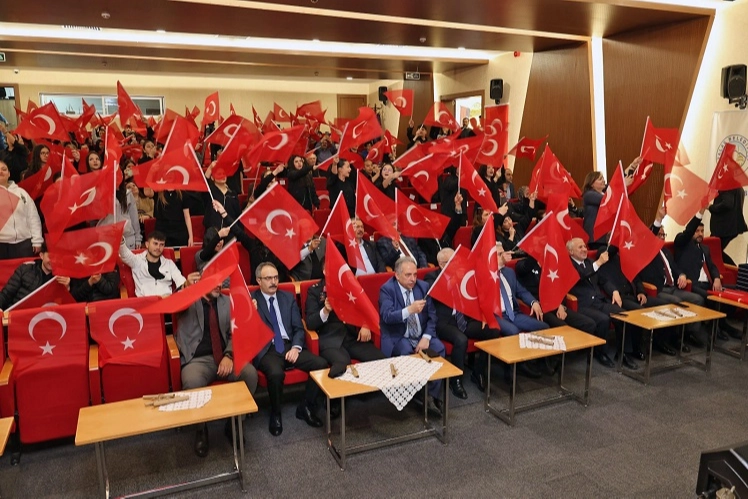 Kayseri Talas'ta İstiklal Marşı etkinliği 