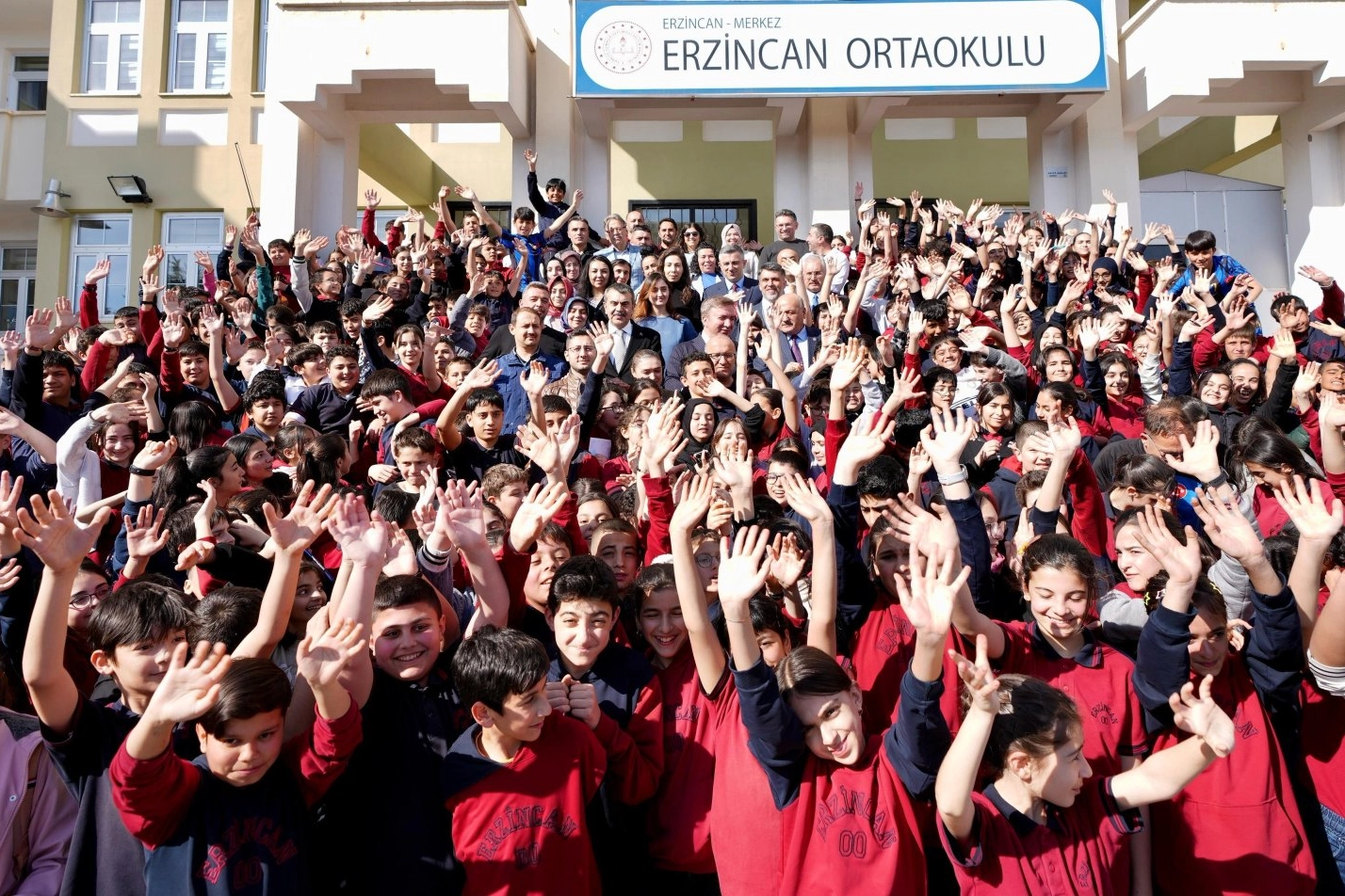Bakan Tekin'den Erzincan sürprizi 