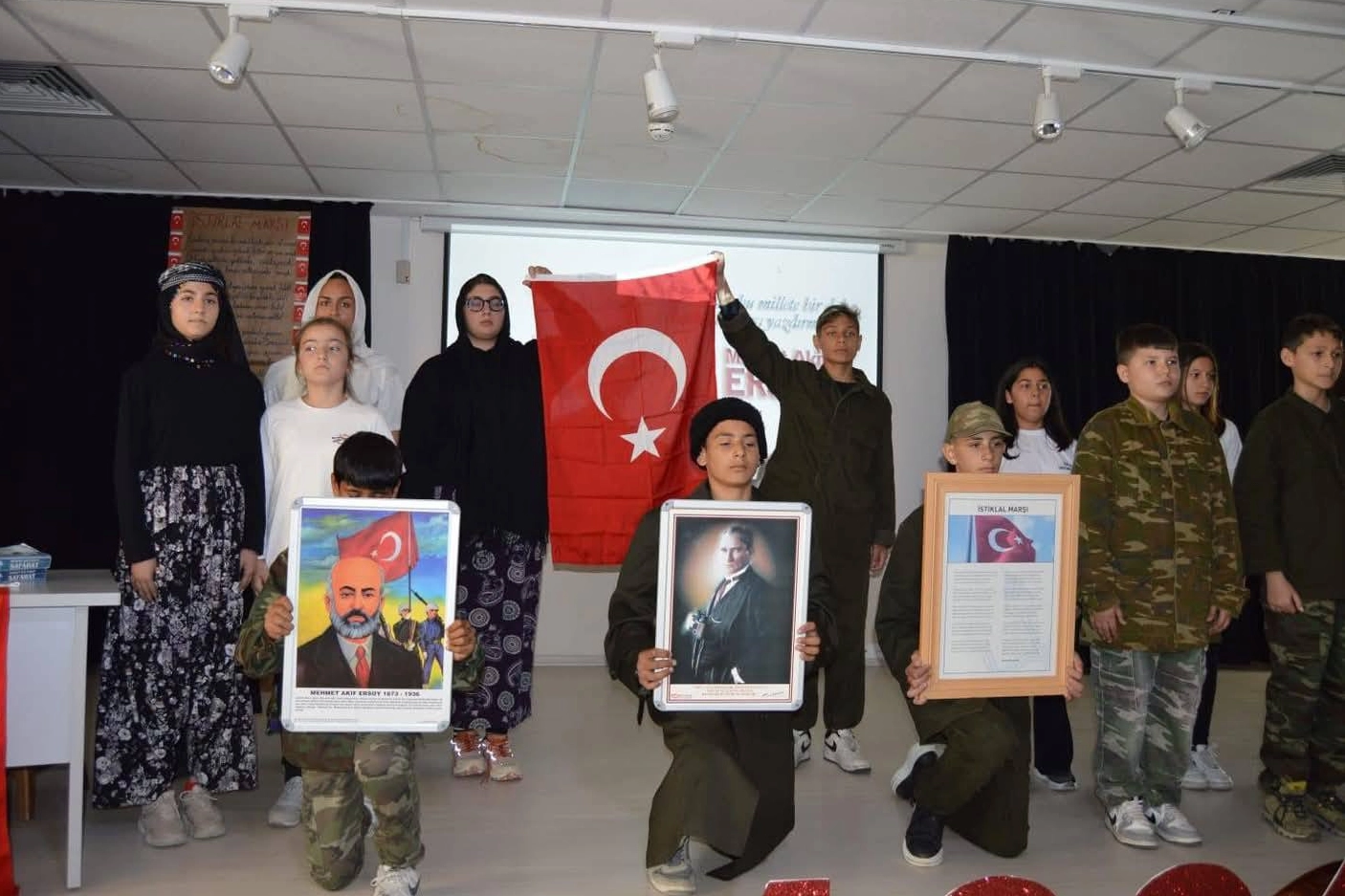 Mehmet Akif Ersoy ve milli mücadele ruhu İpsala'da anıldı 
