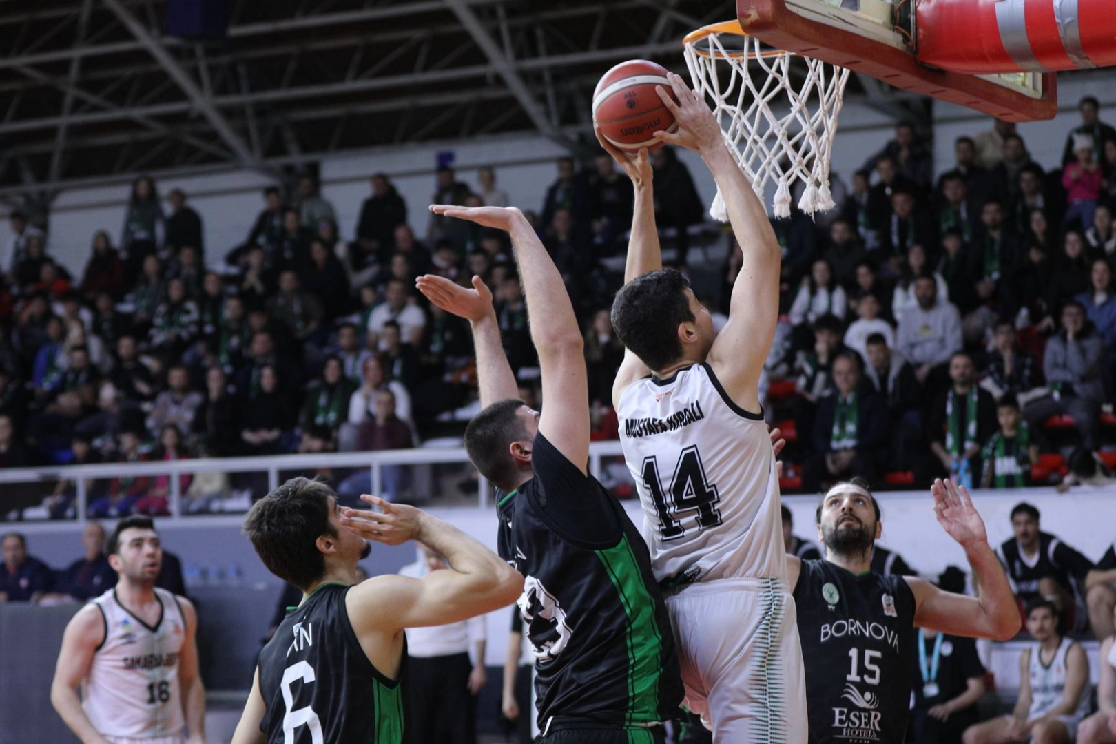 Sakarya'nın dev adamlarından iddialı Play-Off 