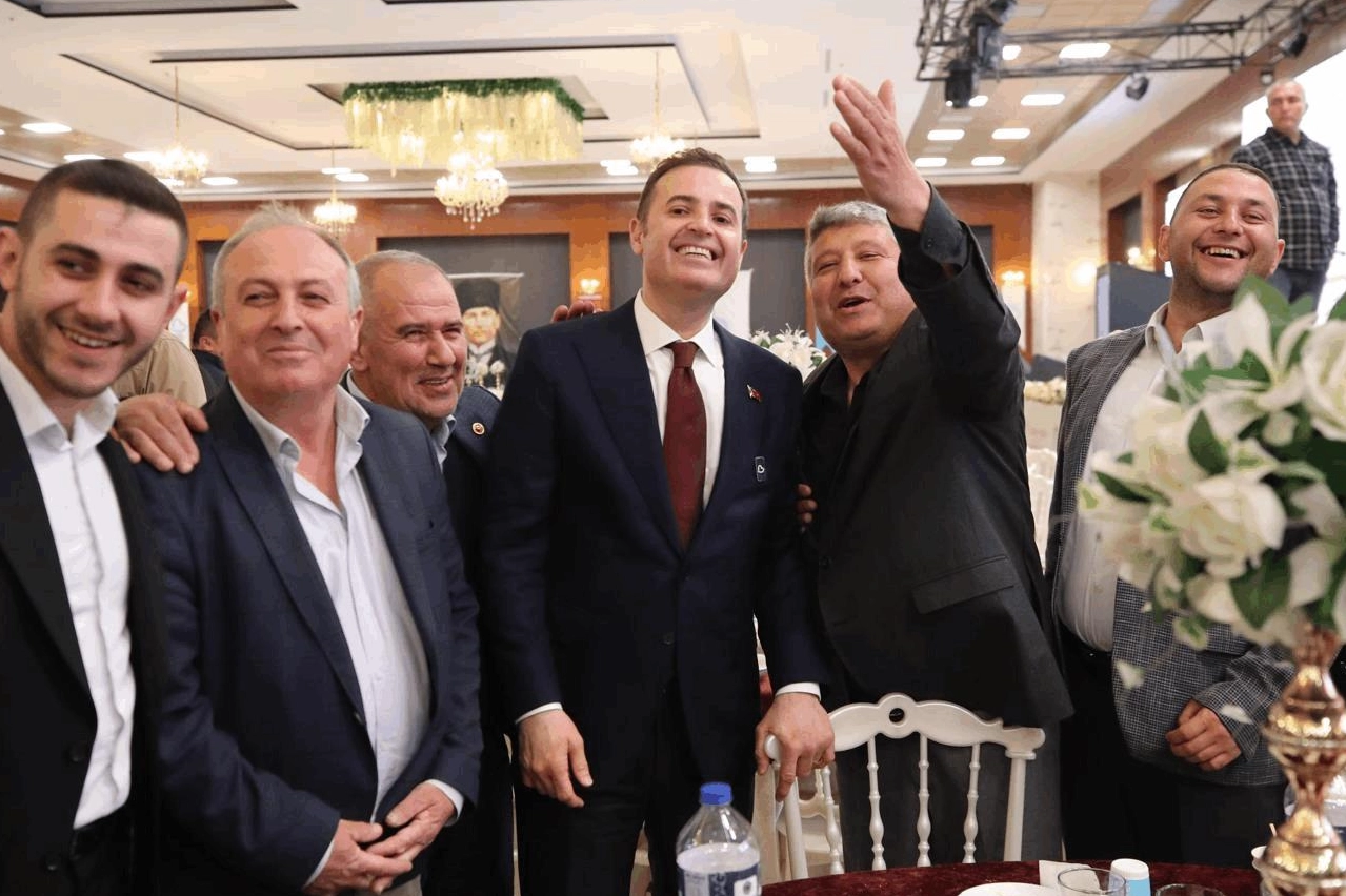 Balıkesir'de Başkan Akın, muhtarları ağırladı 