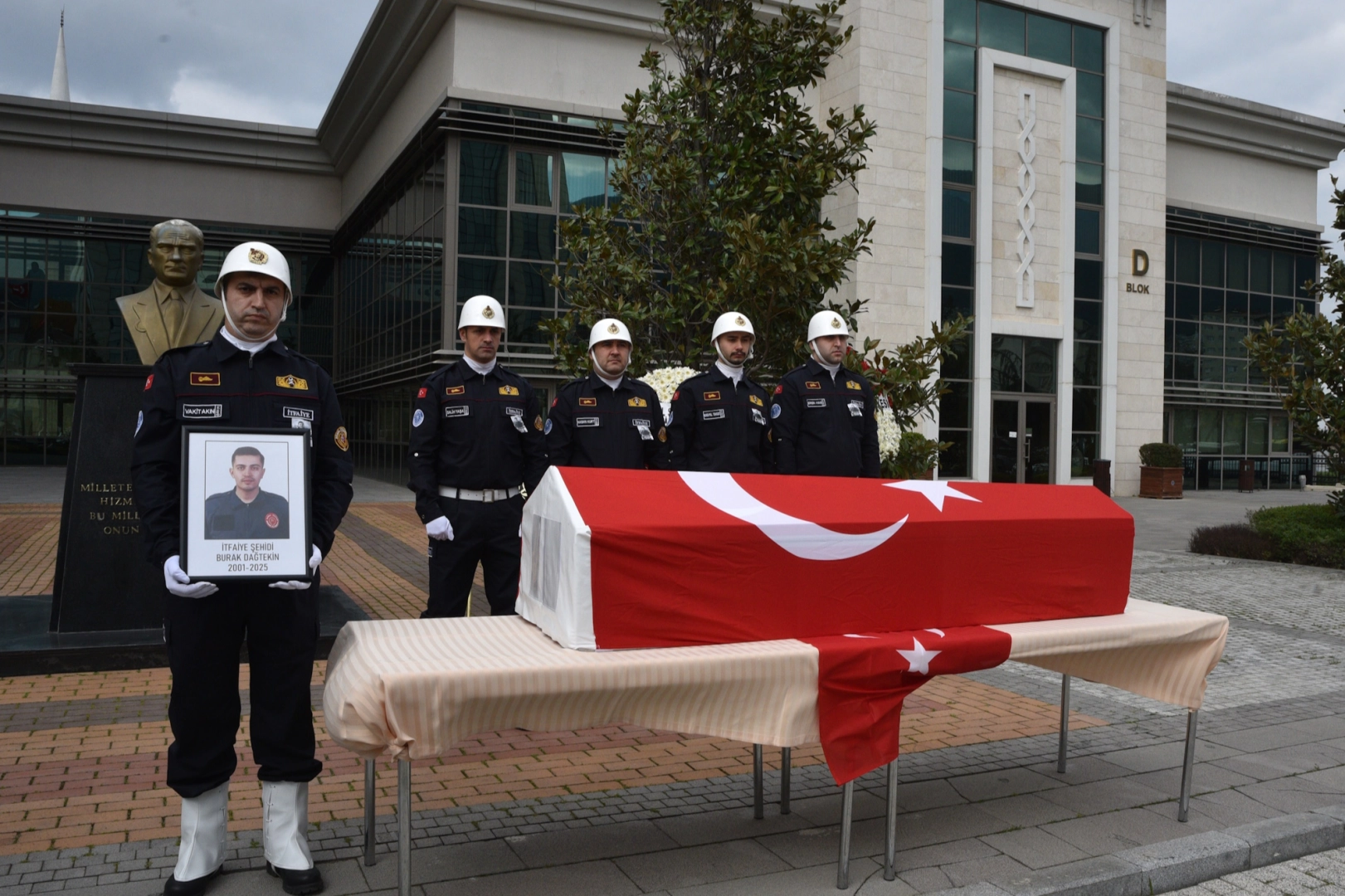 Bursa Büyükşehir İtfaiyesi'nin acı günü 