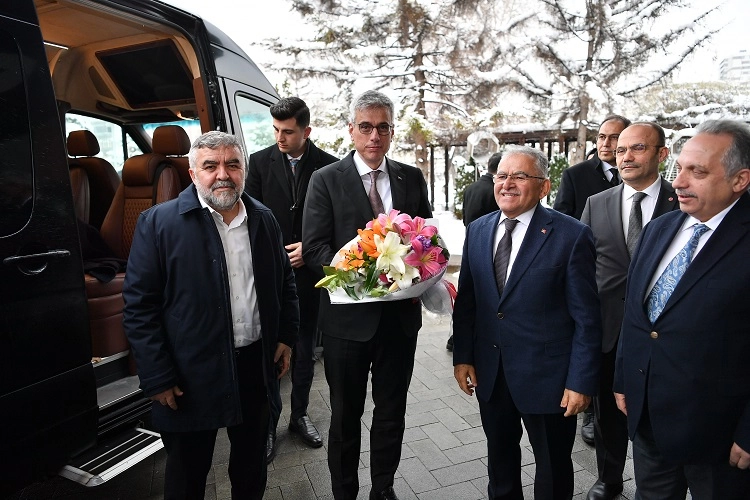 Sağlık Bakanı Memişoğlu Kayseri'de 