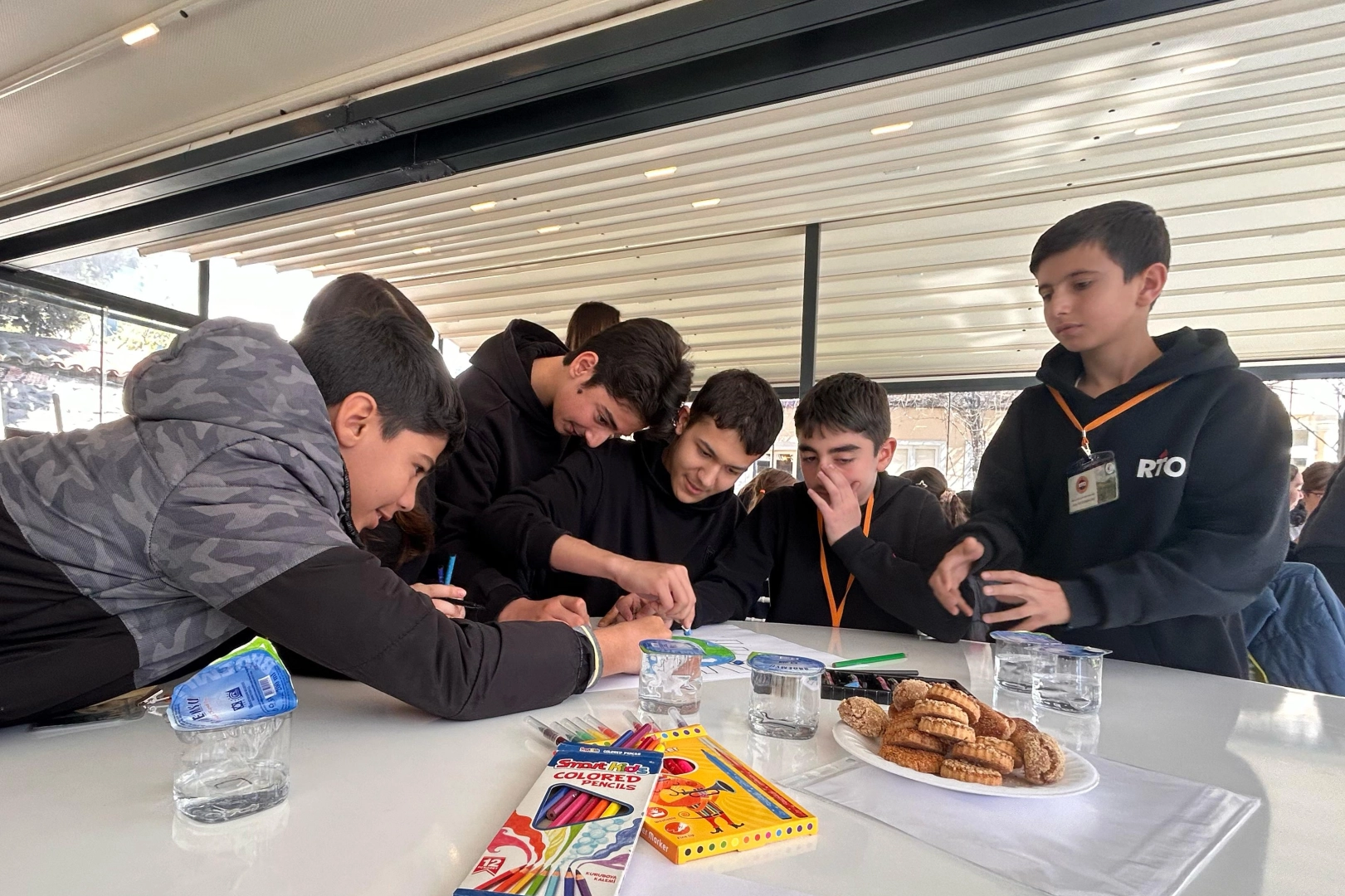 İzmir Bornova'dan 22 Mart farkındalığı 