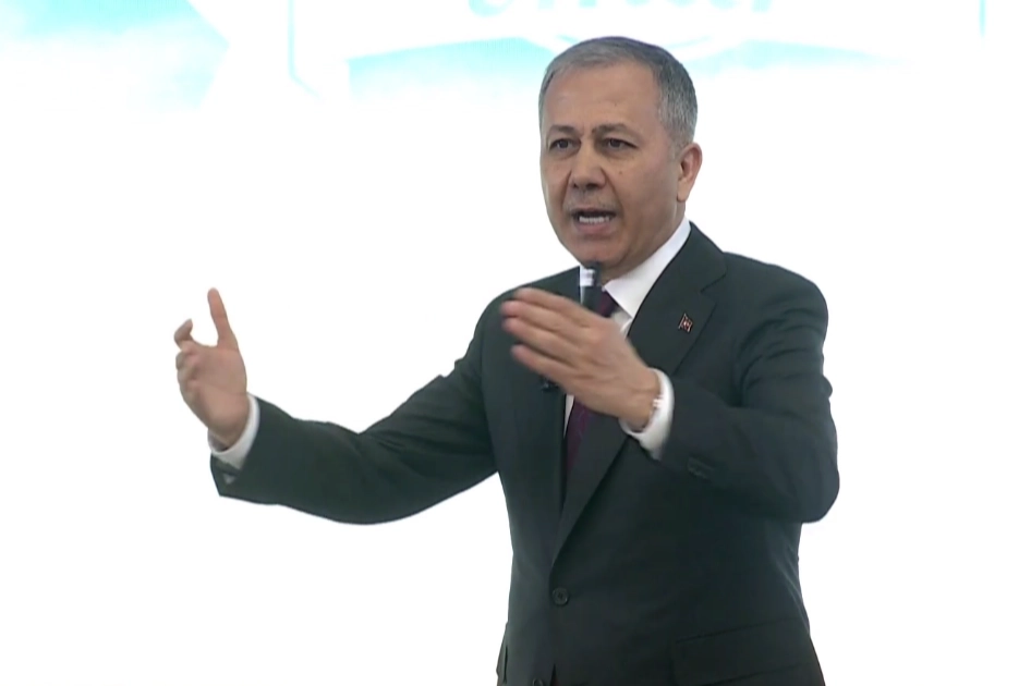 Bakan Yerlikaya son durumu açıkladı: Halen 978 şüpheli gözaltında 