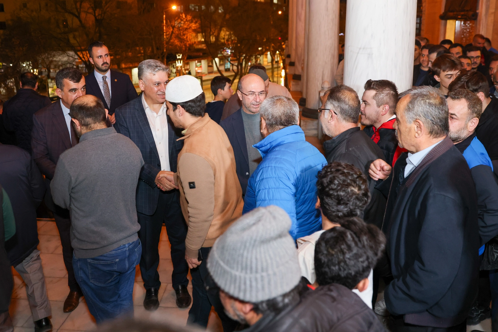 Konya Selçuklu’da Kadir Gecesi coşkusu 