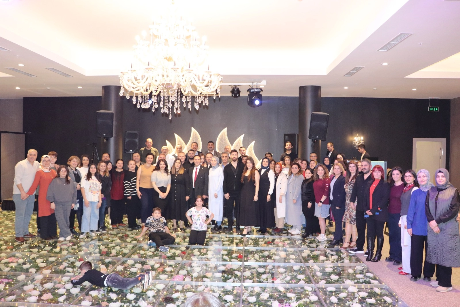 Bursa'da 500 sağlıkçı iftarda buluştu 