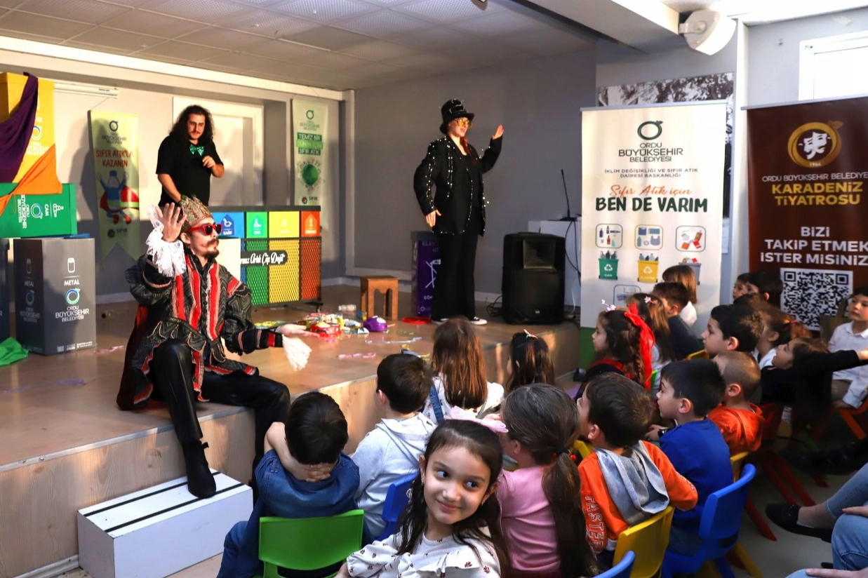 Minikler sıfır atığı eğlenerek öğrendiler 