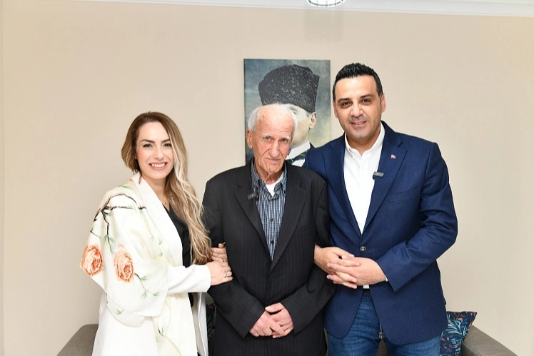 İzmir Çiğli Belediyesi'nden Sabri Amca'ya yeni yuva 