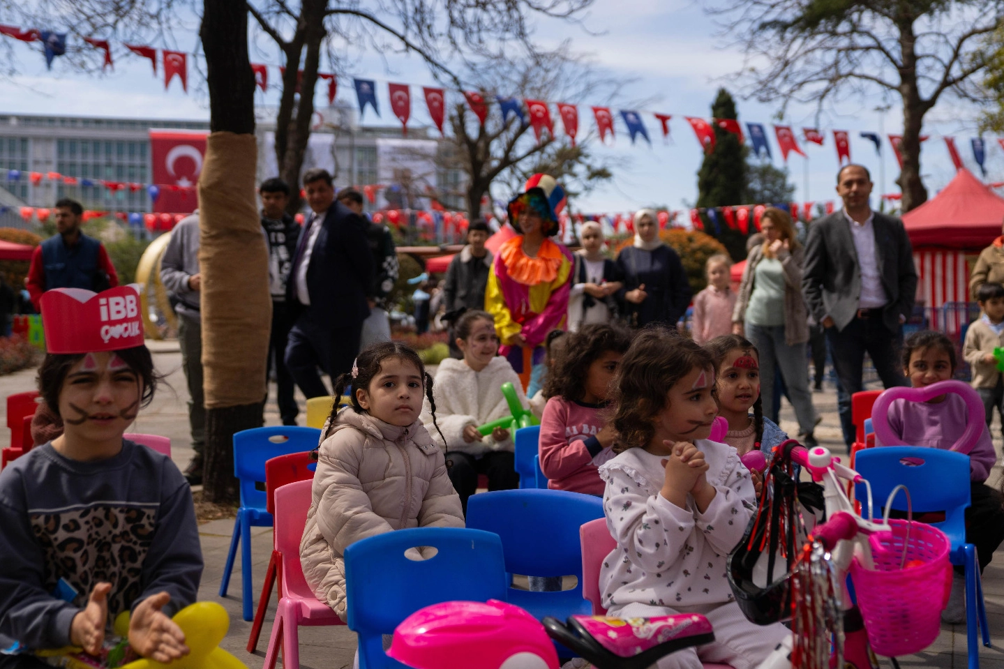 İstanbul'da 'Özgürlük ve Demokrasi Şenliği'ne devam 