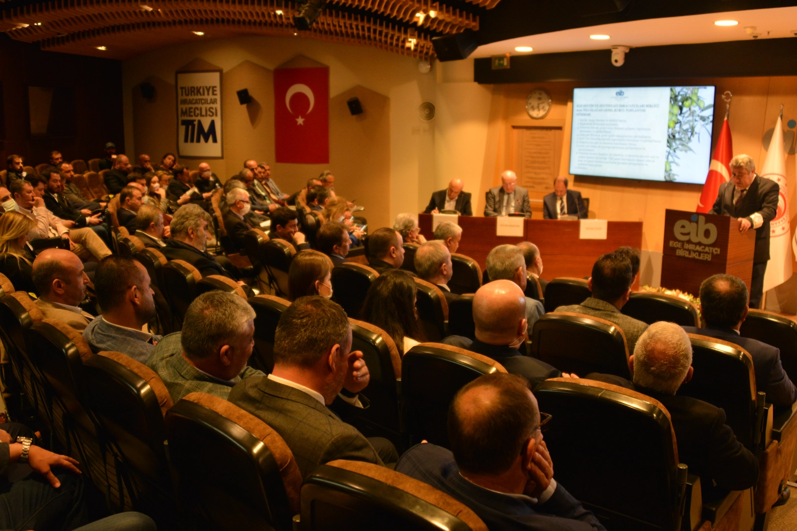 İhracatçı birliklerinde genel kurul maratonu başlıyor 