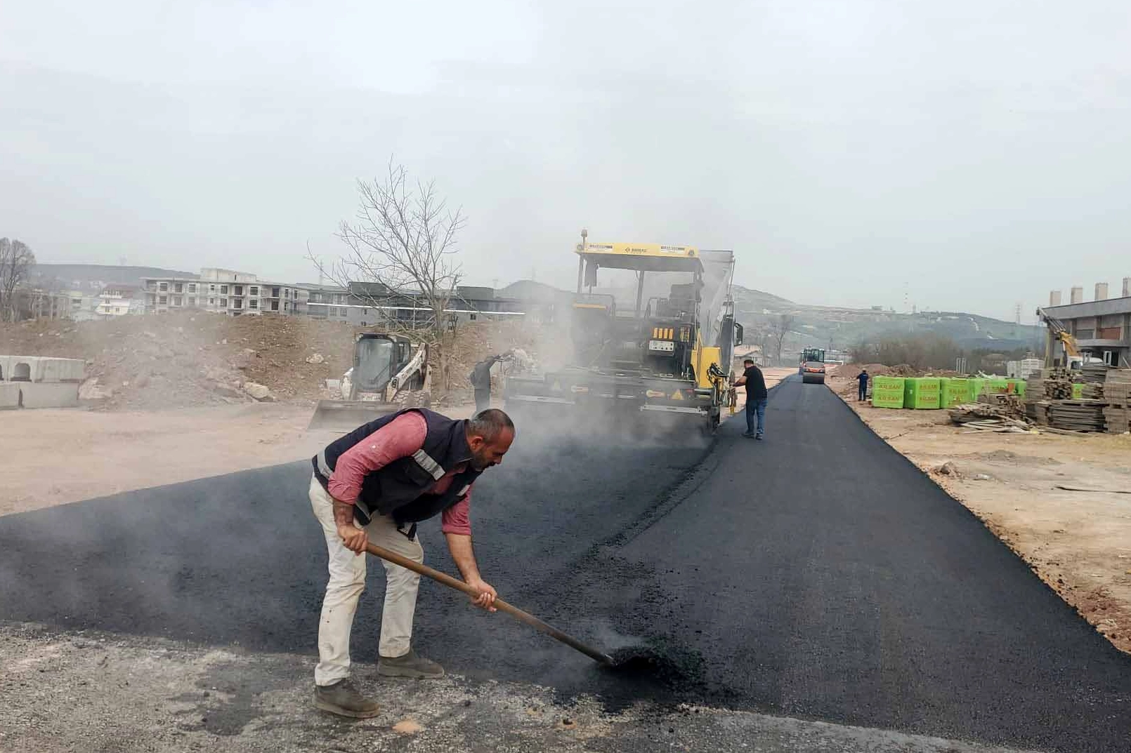 Kocaeli Kartepe'de Gülümser Sokak yenileniyor 