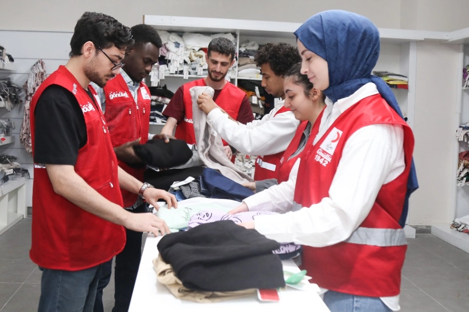 Bursa Teknik Üniversitesinde Kızılay Butik açıldı 