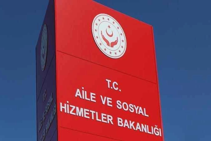 Antalya'da kız çocuğuna darp iddiaları Bakanlığı harekete geçirdi 