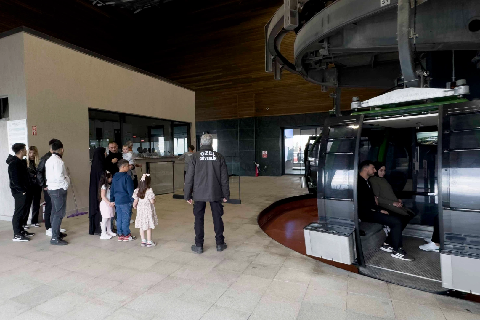 Kartepe Teleferik bayram tatilinde yoğun ilgi gördü 