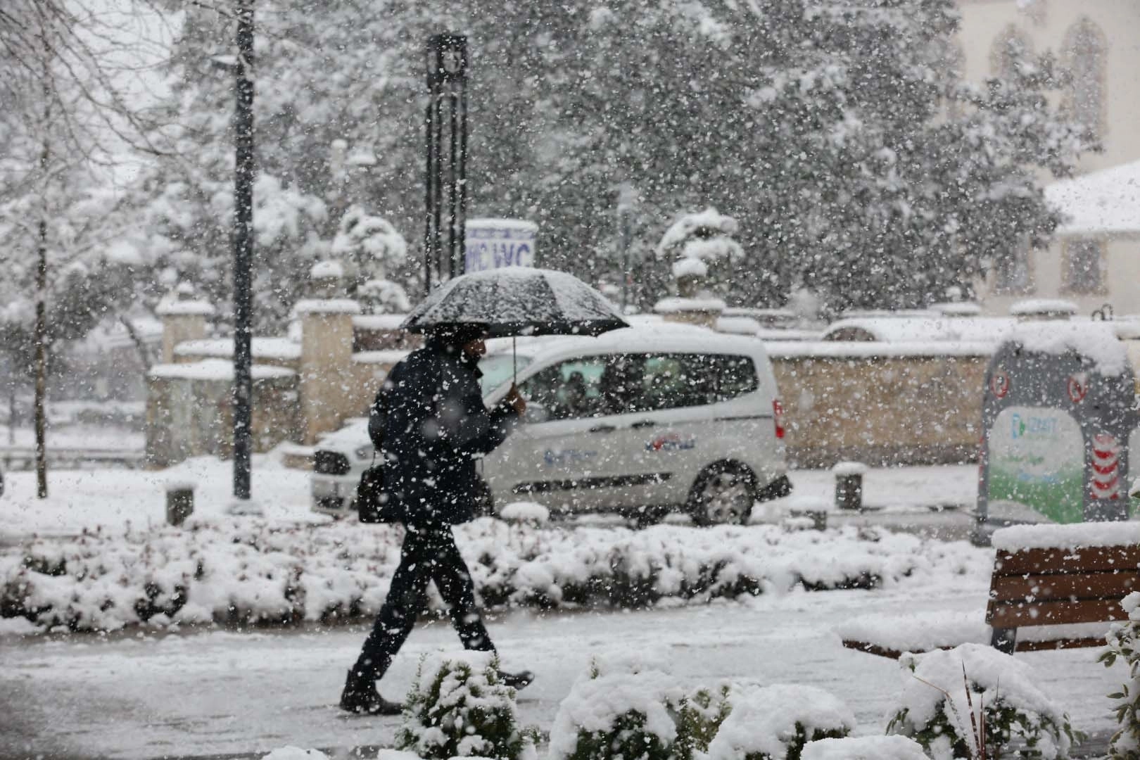 Ankara'da eğitime kar tatili! 