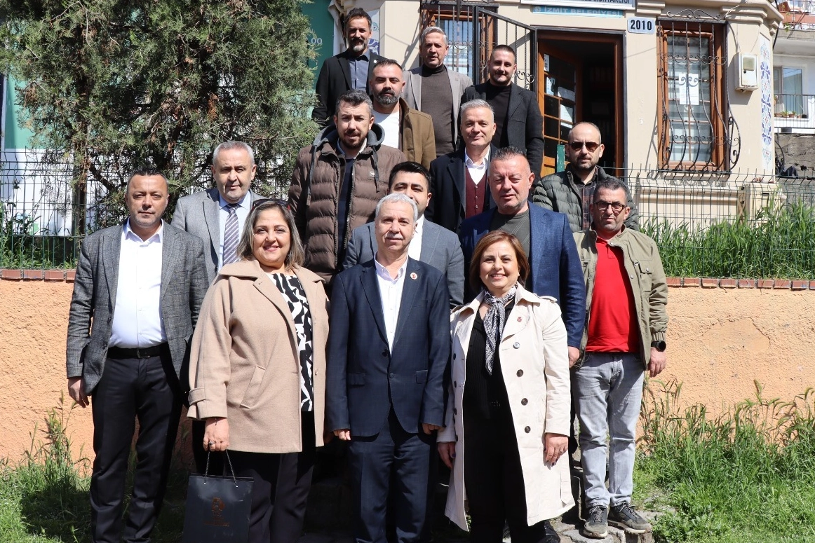 Kocaeli İzmit'te ziyaretler devam ediyor 
