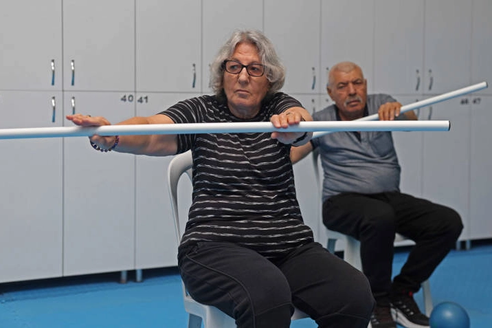 Parkinson hastaları sporla hayata bağlanıyor 