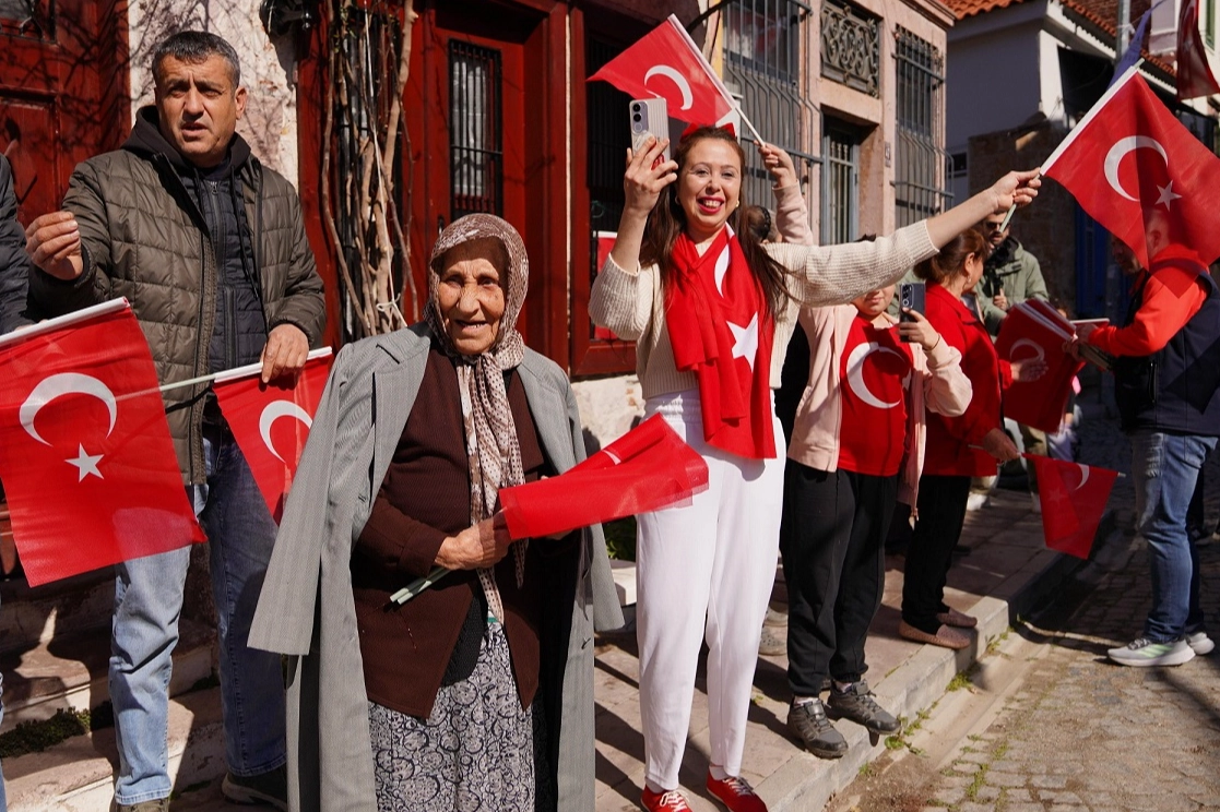 Ayvalık, Ata’sının izinde buluştu 