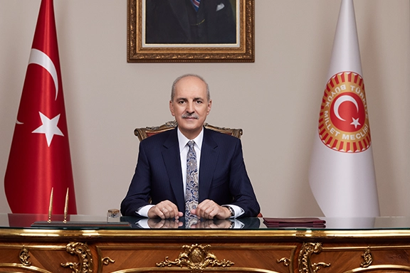 Kurtulmuş: Karaca'nın yetki aşımı teamüllere aykırı 